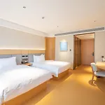 All Seasons Hotel